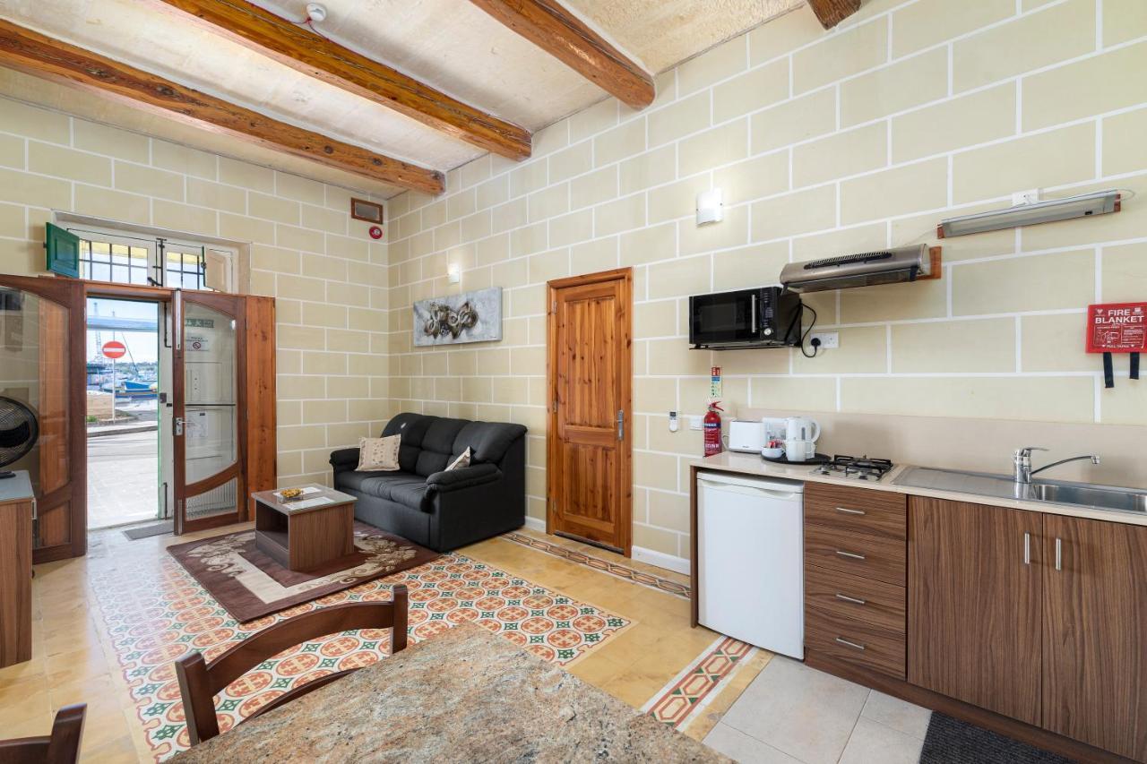 Quayside Apartments Marsaxlokk Dış mekan fotoğraf