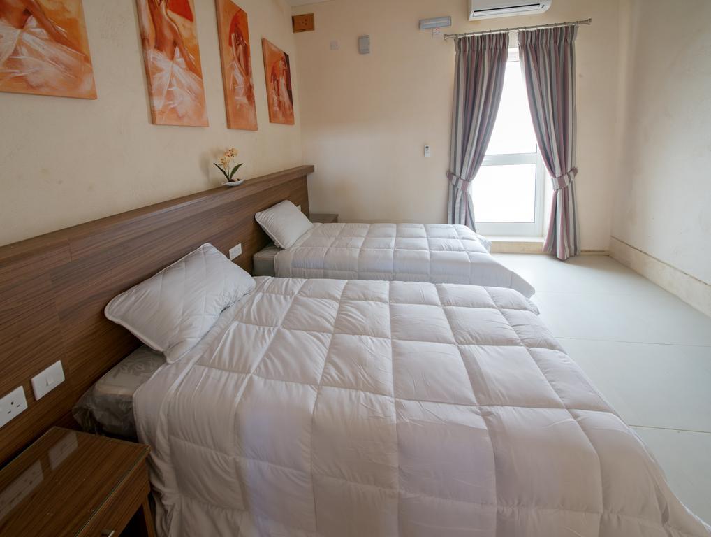 Quayside Apartments Marsaxlokk Oda fotoğraf
